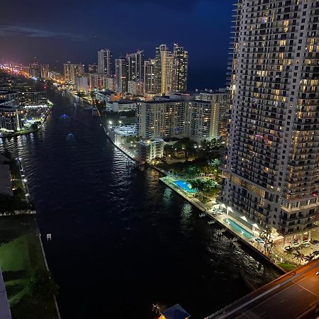 Amazing Studio Beach Walking Distance! 26B شاطئ هالانديل المظهر الخارجي الصورة