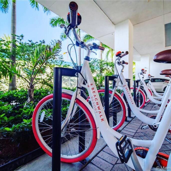 Amazing Studio Beach Walking Distance! 26B شاطئ هالانديل المظهر الخارجي الصورة