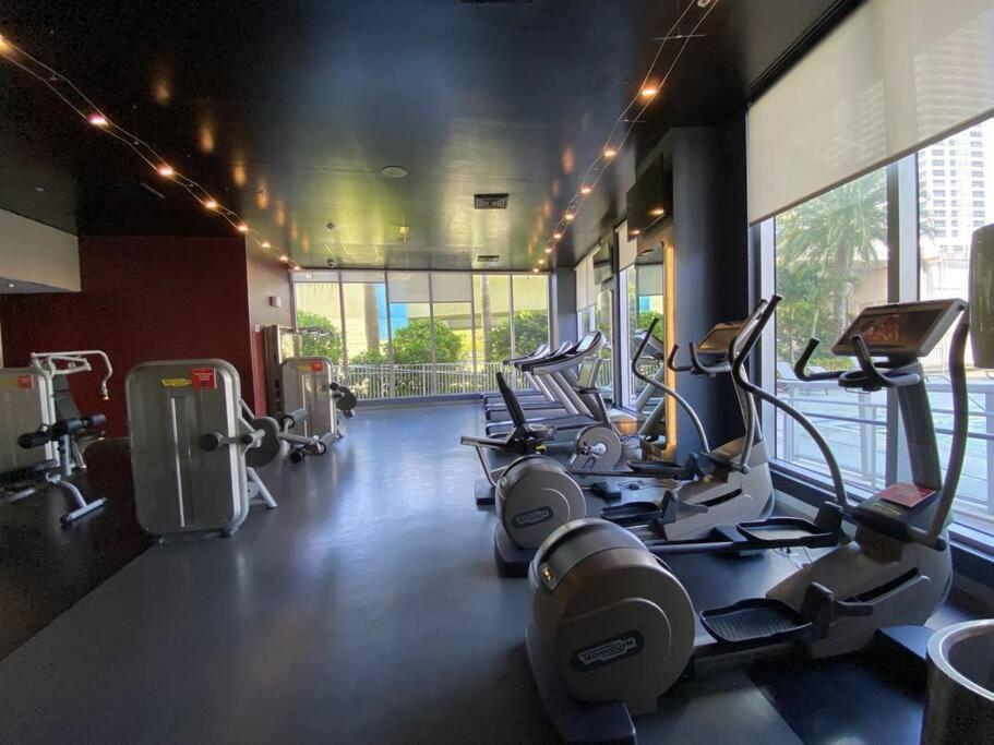 Amazing Studio Beach Walking Distance! 26B شاطئ هالانديل المظهر الخارجي الصورة