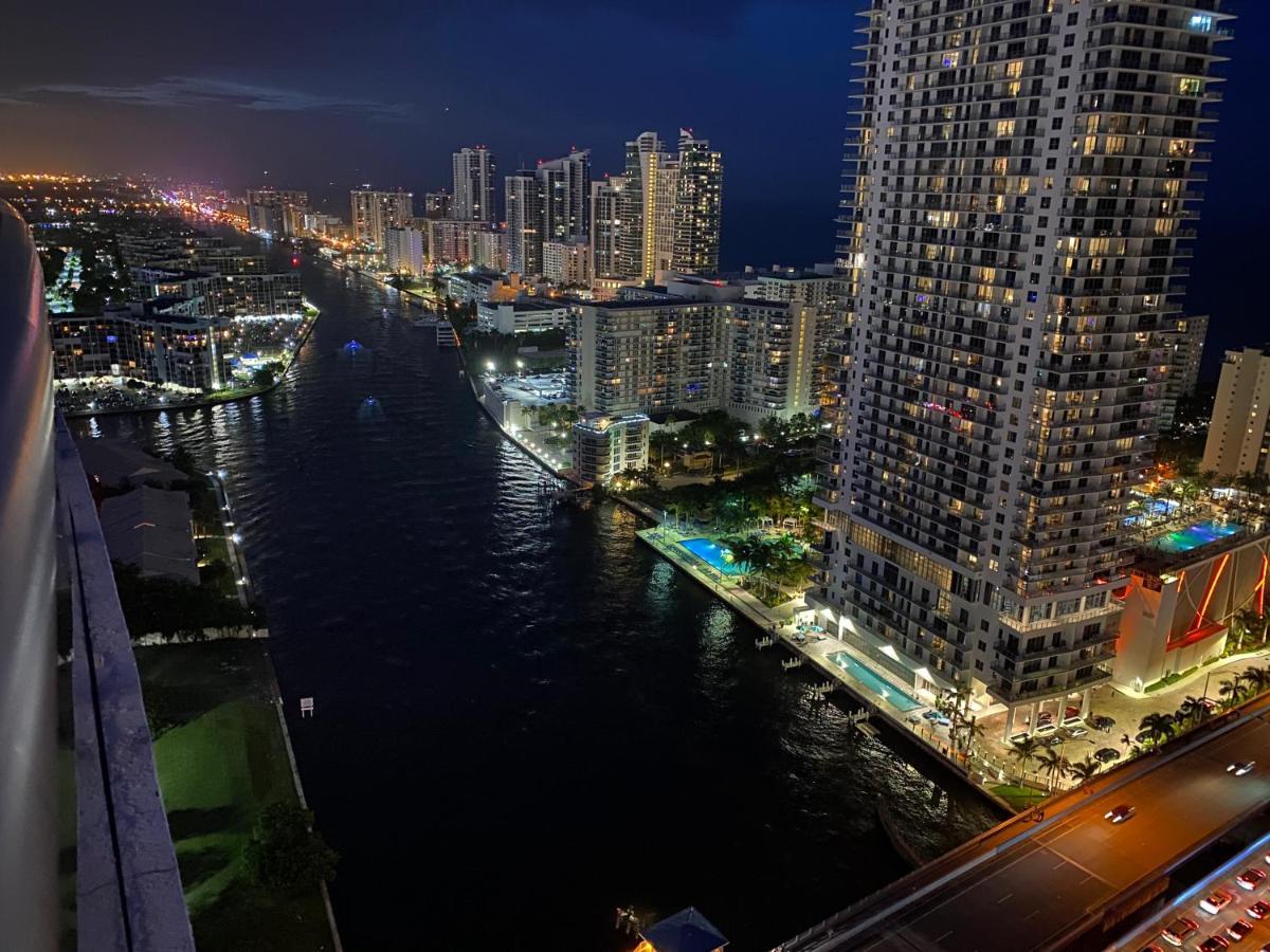 Amazing Studio Beach Walking Distance! 26B شاطئ هالانديل المظهر الخارجي الصورة